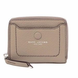 Marc Jacobs empire city wallet **read description